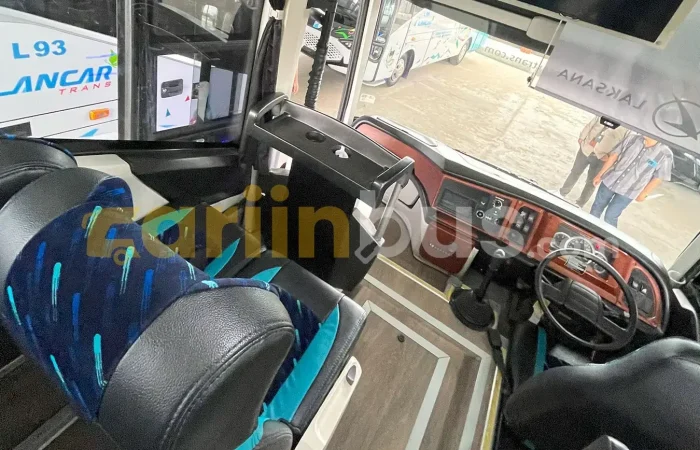 Lancar-Medium-Bus-9