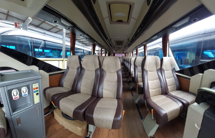 rejeki gemilang 59 seat 2